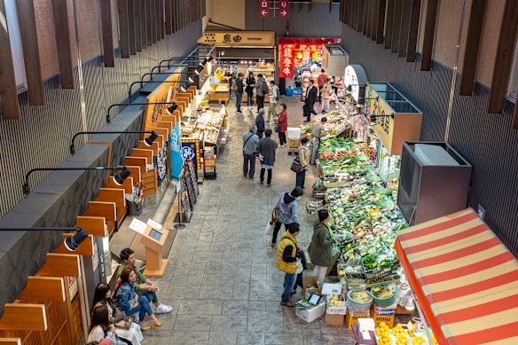 Omicho Market, Kanazawa, the fresh food market.
