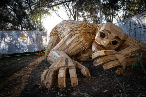 Each troll’s body is constructed on-site using the wood of old pallets from a Perth brewery. 