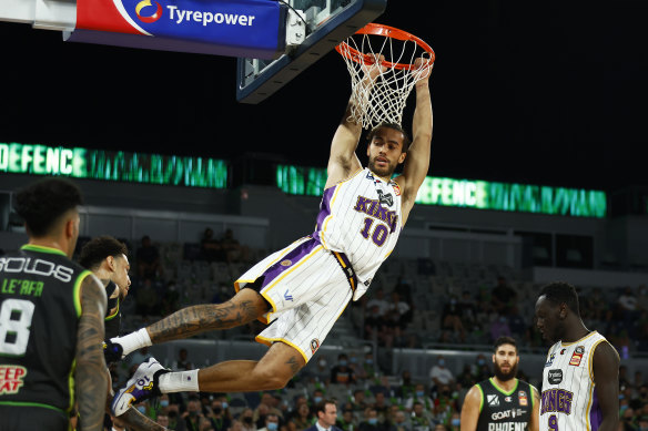 Xavier Cooks of the Kings dunks during the round 11 NBL match between the Melbourne Phoenix and Sydney Kings.