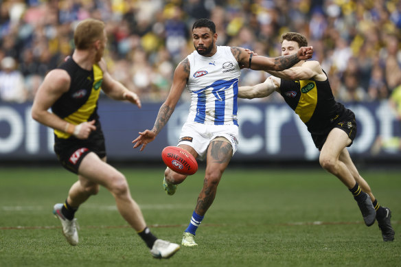 Tarryn Thomas on the field for the Roos last season.