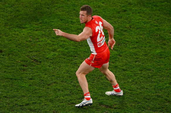 Luke Parker, one of Sydney’s all-time greats, will be playing in the VFL for the second straight weekend.