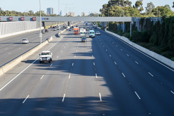 The RACV wants drivers to be encouraged to use highways for driving at higher speeds rather than backroads in the country. 