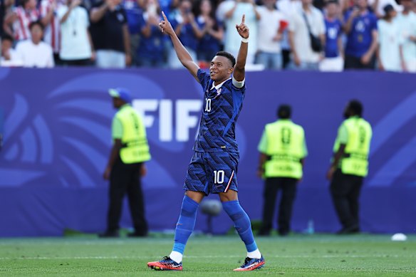 Mbappe scores.