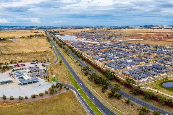 A truck stop near Western Freeway and Rockbank.