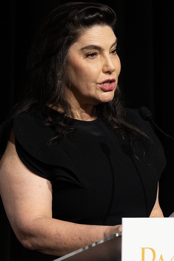 Gretel Packer owns two apartments in Macleay Regis. 