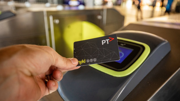 Myki touch deals black