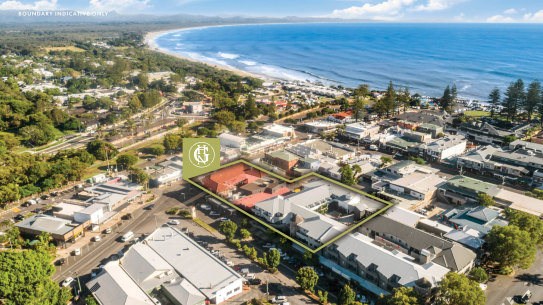 Melbourne- based businessmen Scott Didier and Scott Emery have snapped up the Great Northern pub and adjacent 51 room Lateen Lane Hotel for a price understood to be around $70 million.