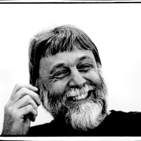 Abstract artist Alun Leach-Jones died in 2017.