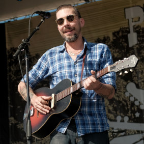 Earle performing at the 2019 Pilgrimage Music & Cultural Festival in Tennessee.
