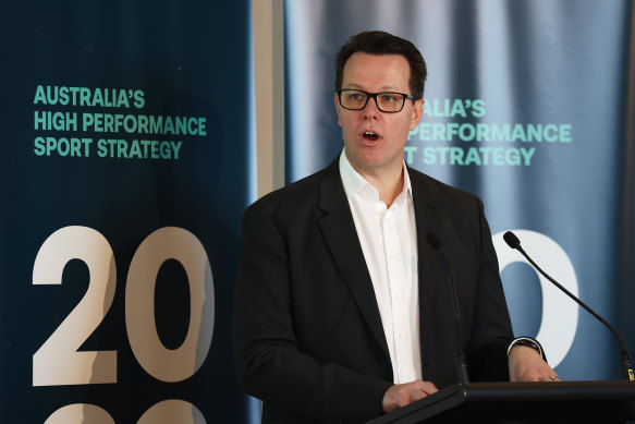 Australian Sports Commission CEO Kieren Perkins says he is disappointed Netball Australia failed to undertake due diligence when submitting its federal funding proposal to the commission. 