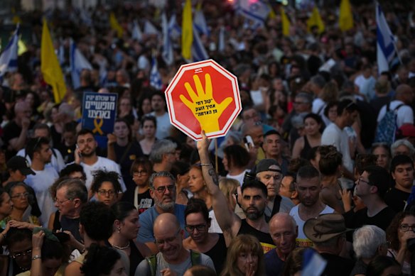 Protests in Tel Aviv on Sunday demanding the immediate release of hostages held by Hamas and calling for the Israeli government to reverse its decision to take over Gaza City and other areas in the Gaza Strip.