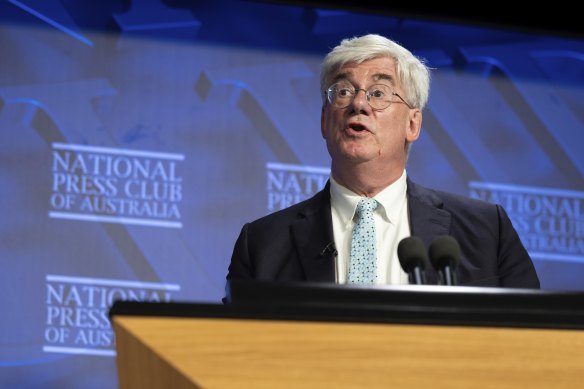 Saul Eslake addressing the National Press Club in May.