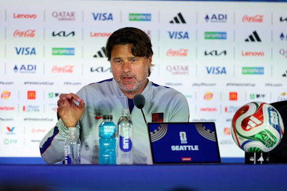 Mauricio Pochettino says he envies the way Tony Popovic has instilled belief in his team.