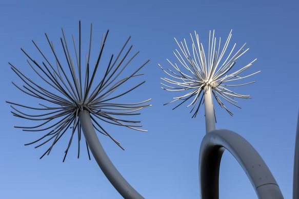 John Meade's Love Flower sculpture along Peninsula Link is based on an arrangement by Emily Karanikolopoulos.