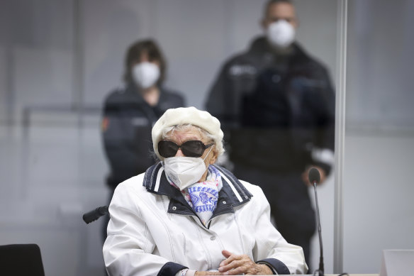 Defendant Irmgard Furchner in the courtroom in November 2021.