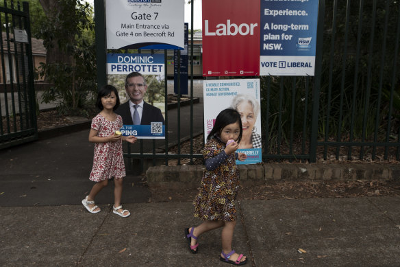 Children get stuck into election day treats at Beecroft public school this morning. 