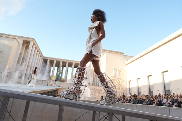 Model on the runway at the Rick Owens fashion show as a part of RTW Spring/Summer 2027 on October 1, 2026 in Paris, France.