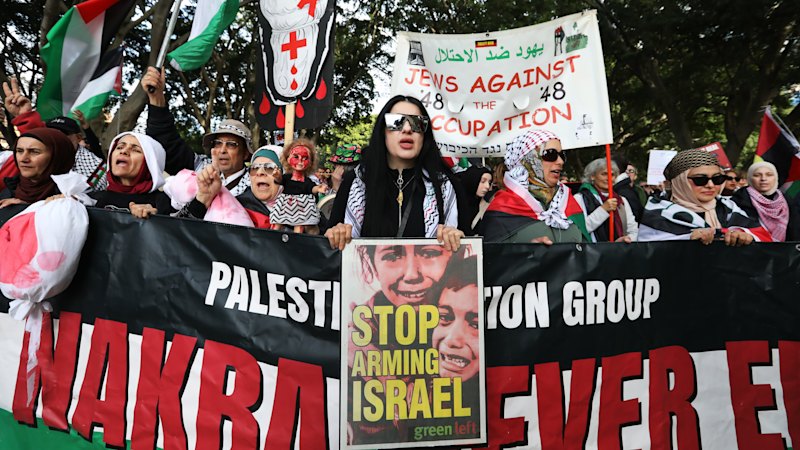 Sydney Harbour Bridge Palestine protest LIVE: Thousands set to march for Gaza