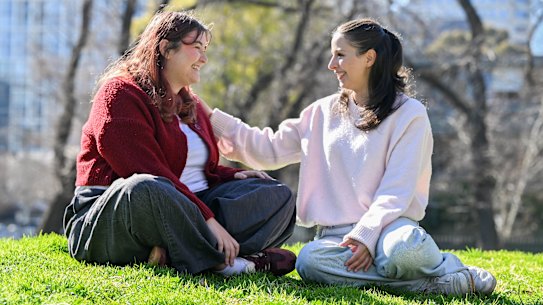 How have Nikol Moses (right) and Alana Goldab (left) kept their years-long friendship alive? Shared effort and a healthy dose of memes.