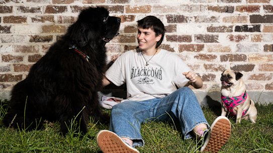Jess Jenner with her two dogs Zeus  and Xena.