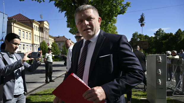 Slovak PM in ‘life-threatening’ condition after assassination attempt