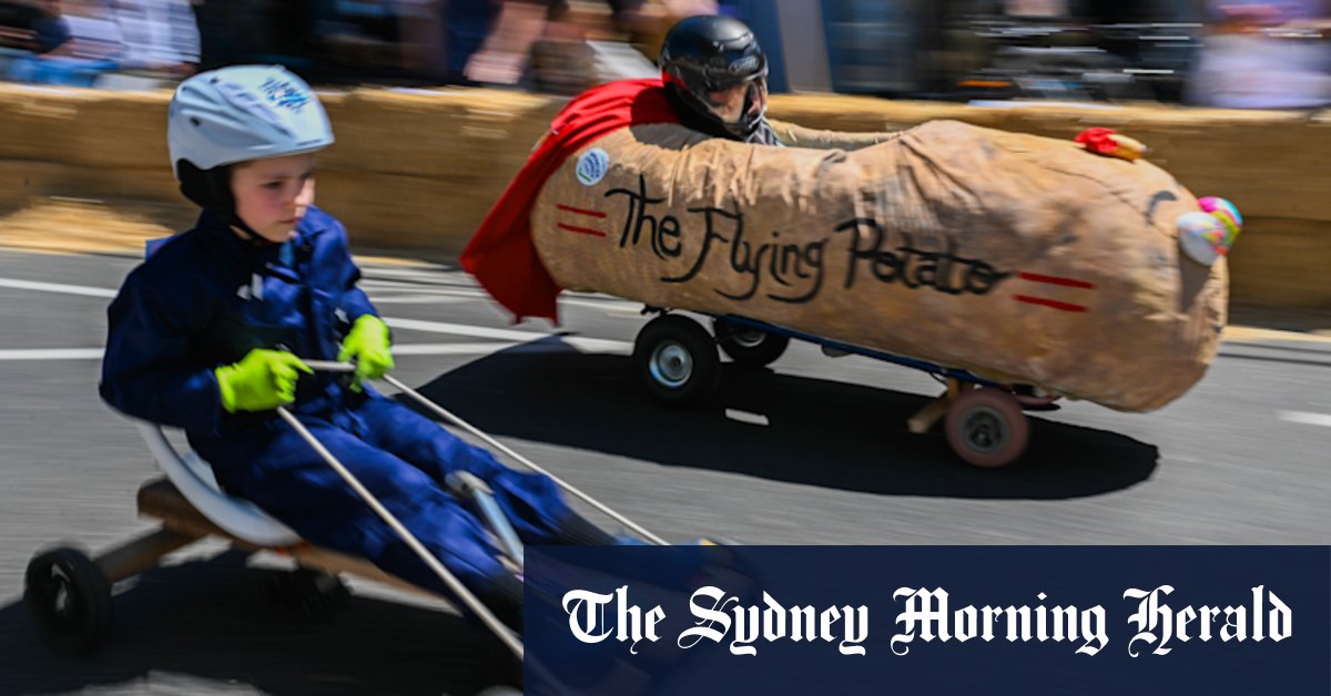 A speeding carbohydrate and faux-chariot shine in billycart races