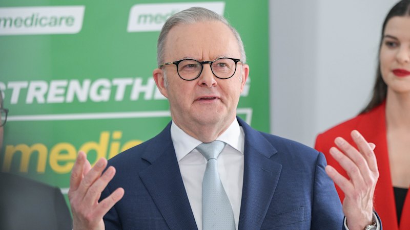 Bulk-billing clinics balloon across Queensland, but patients are paying more