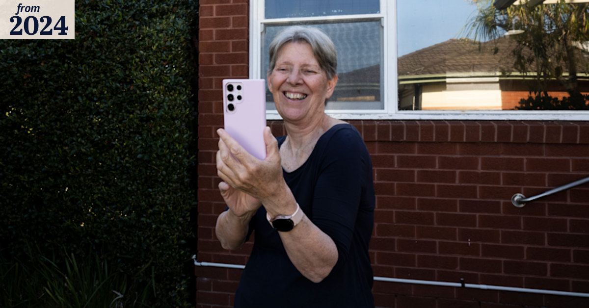 Internet addiction: Little research done on technology harms for older ...