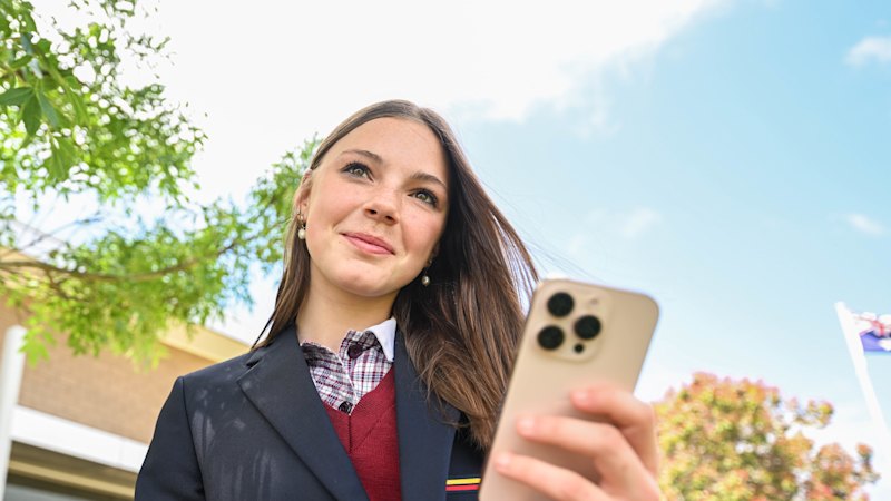 smh.com.au - Shona Hendley - Social media is a key part of Isabella's day. This is what worries her most