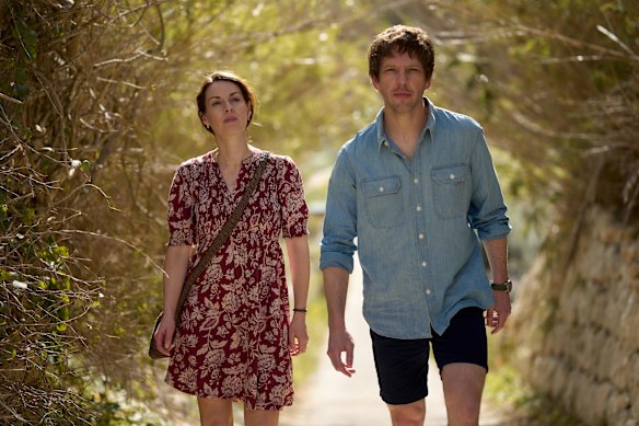 Jessica Raine and Damien Molony as husband and wife Zoe and Dan, who are caught in a crisis while on holiday in Greece.