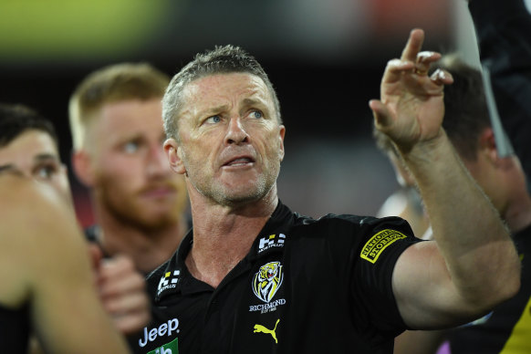 Damien Hardwick says coaches are not the ones “ruining the game”.
