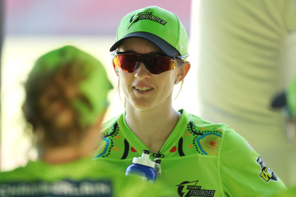 National vice-captain Rachael Haynes has encouraged cricket players to remain "open-minded" amid major backlash over new rules introduced into the Big Bash League.