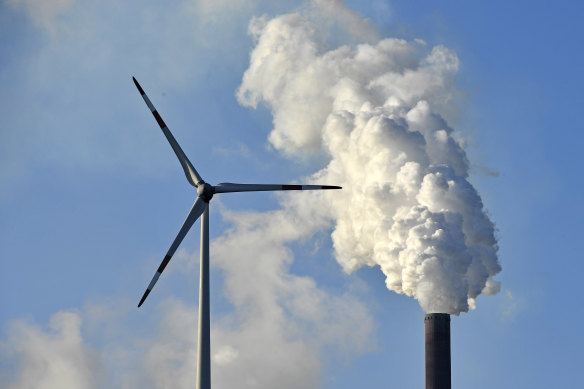 AQR says investors are increasingly looking to short-sell carbon-heavy companies to meet net zero emissions targets. 