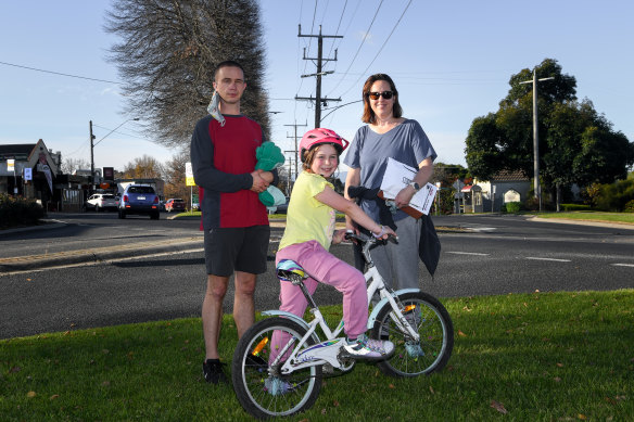 Jemima Tawse with her husband  Daniel and daughter Grace in Neerim South.