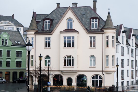 The architects who helped rebuild the town embraced Jugendstil – also known as art nouveau.