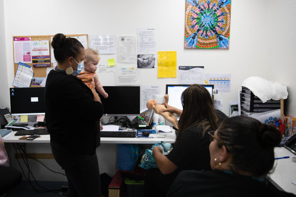 At Waminda’s Minga and Gudjaga clinic in Nowra, midwife Mel Briggs said many maternal services moved online when COVID-19 arrived.