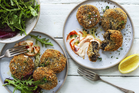 Mushroom risotto cakes with aioli.