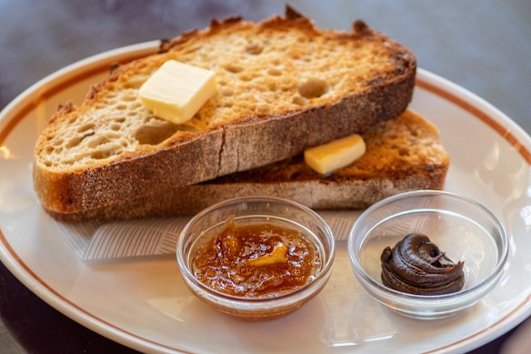 Iggy’s flavourful sourdough toast with marmalade and butter (and an optional dish of Oomite). 