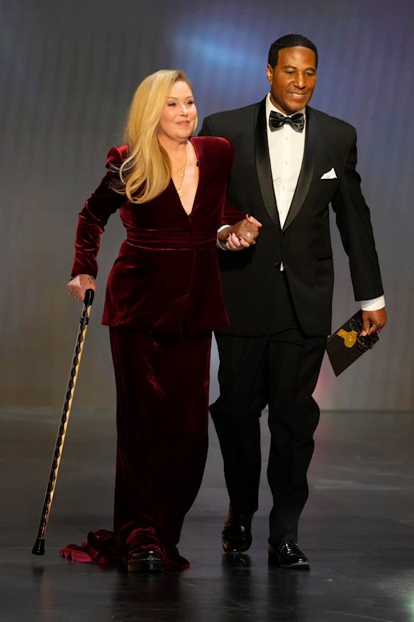 Christina Applegate walks on stage at the 2024 Emmys.