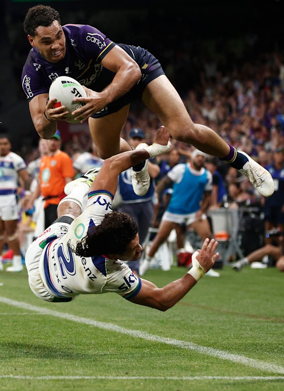 Air Coates: Xavier Coates and his epic round-two try against the Warriors.