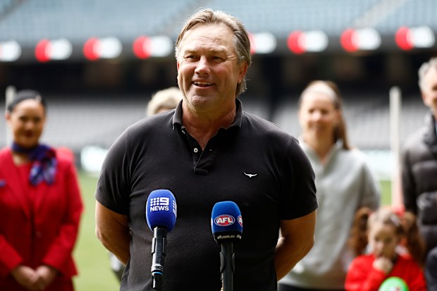 Tony Modra update: Hero grandmother who saved AFL icon after crash ...
