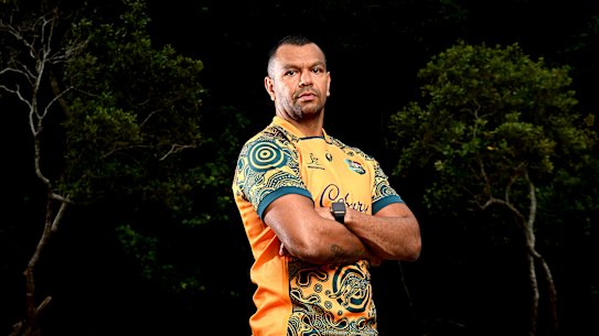 Kurtley Beale has been backed by Wallabies coach Les Kiss to compete for a spot as inside centre.