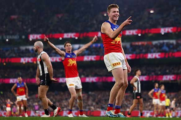 Young Lions roar to take down Magpies in front of bumper MCG crowd