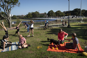 Artificial turf will be installed in Gardiner Park in Banksia despite opposition from some residents.