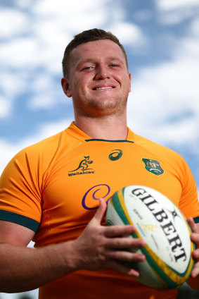 Angus Bell has re-signed with Australian rugby for the next four years.