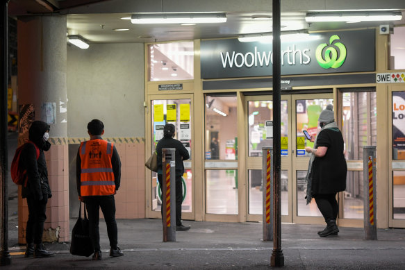 The Smith Street Woolworths is topped by an empty facade which has loomed over the sreet for nearly 40 years. Now, 115 units are planned to go there.
