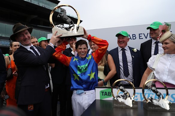 maher and jockey Craig Williams celebrate after Bella Nipotina’s victory in the 2024 Everest.