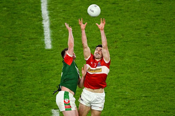 Mark O’Connor (right) in action for Dingle.