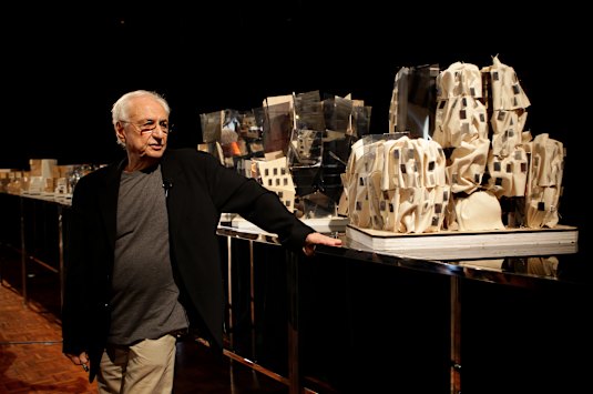 Architect Frank Gehry with the models of the Dr Chau Chak Wing building he designed for UTS, during a press conference in Sydney in December 2010.