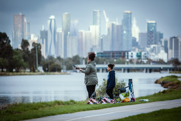 Investors in inner Melbourne risk selling at a loss.